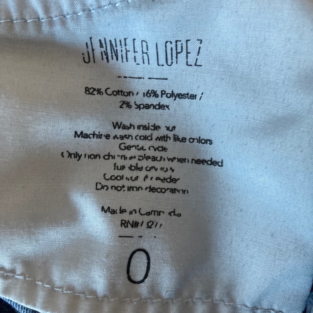 Jennifer Lopez jeans - Picture 3 of 3